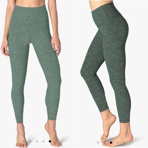 Space Dye Caught in the Midi High Rise